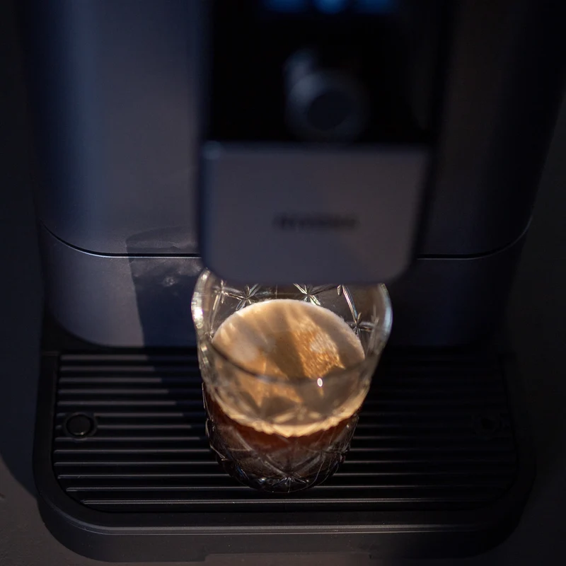 Nivona NIVO 8'117 Perlenblau – Kaffeevollautomat mit Nitro Coffee