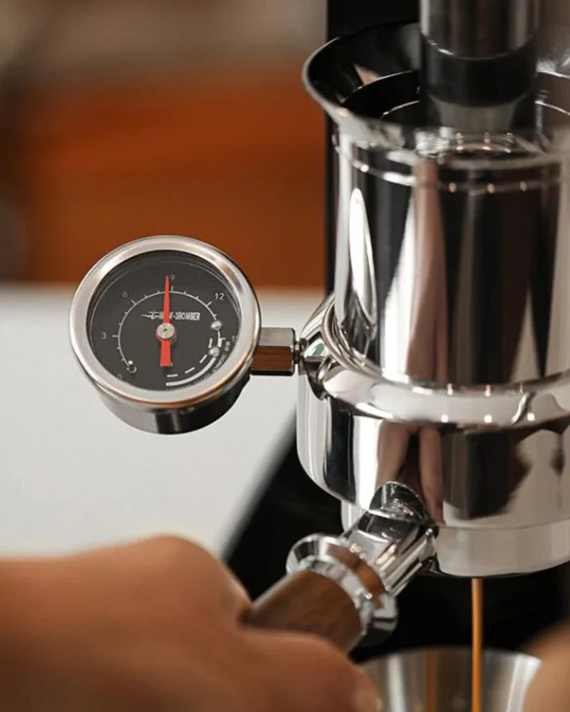 MHW-3BOMBER Sonic S7 Manual Espresso Machine + 10-Pieces Deluxe Barista Kit