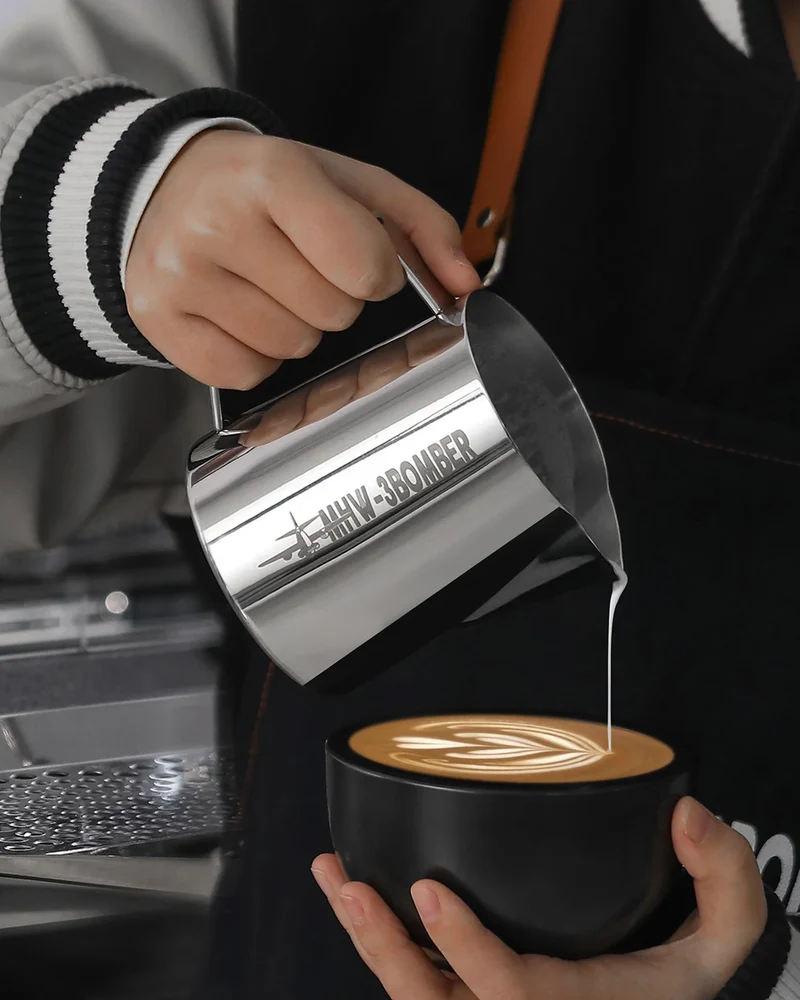MHW-3BOMBER Latte Art Pitcher 5.0 (Glossy Grey)