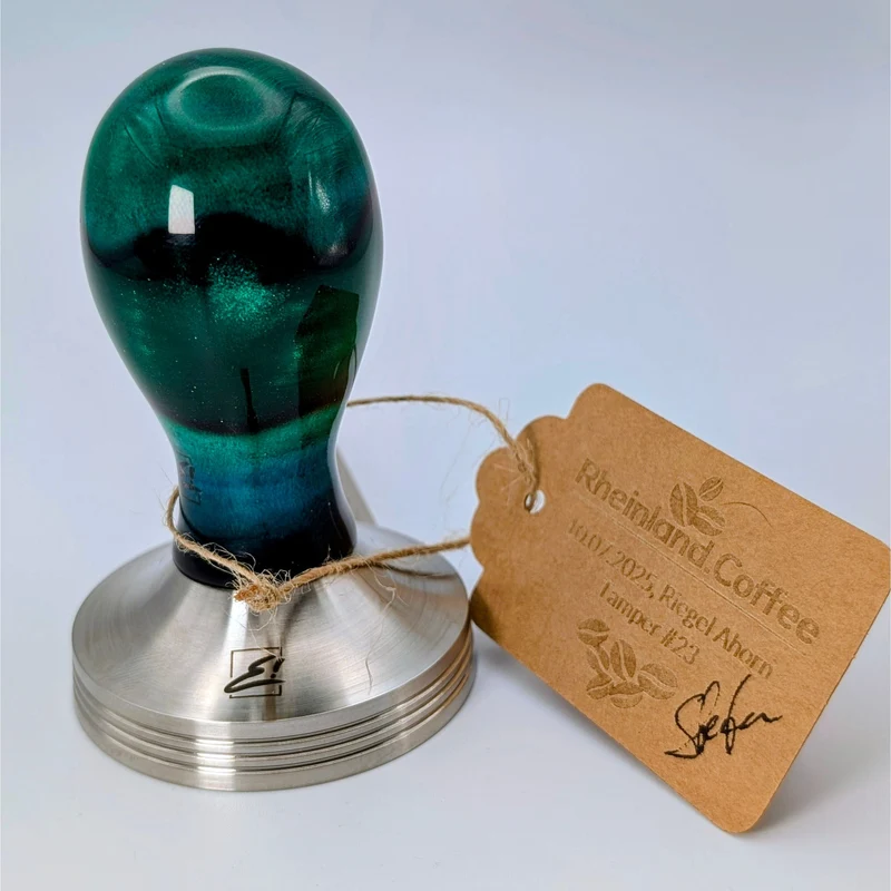 Epoxy Elegance Tamper #23 – Riegelahorn & Petrolgrün