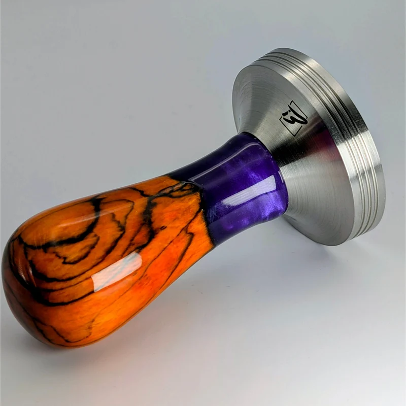 Epoxy Elegance Tamper #17 – Gestockte Buche & Petrolblau