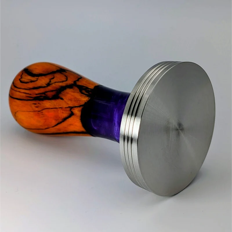 Epoxy Elegance Tamper #17 – Gestockte Buche & Petrolblau