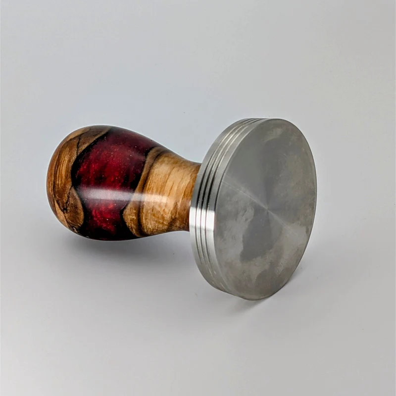 Epoxy Elegance Tamper #14 – Pappelmaser & Rubinrot