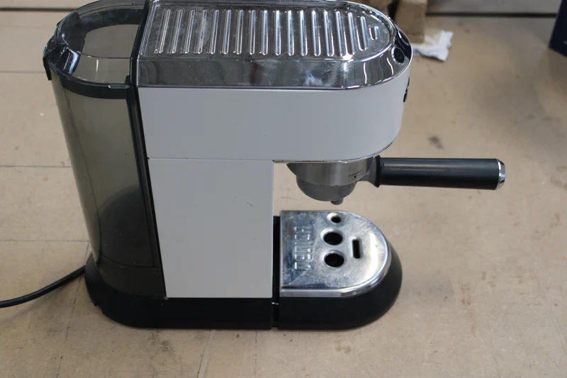 D-Ware De'Longhi EC 685 W Dedica Style Espressomaschine Siebträger Kaffee DEFEKTWARE