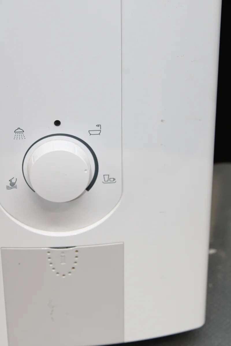 B-Ware BOSCH Elektro Warmwasserbereiter Boiler Junkers Originalteil SIEHE TEXT/FOTO