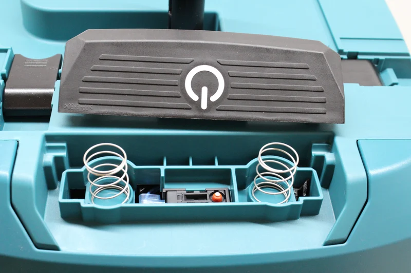 C-Ware Makita VC006GMZ01 Akku-Sauger Staubsauger 350W 40l ohne Akku SIEHE TEXT/FOTO