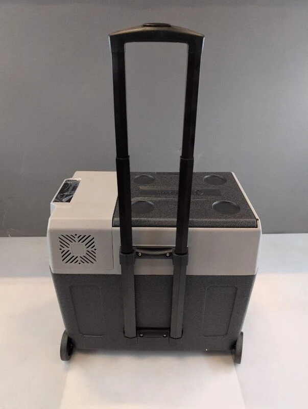 C-Ware Kompressor Kühlbox Yukon 50l Kühlgerät mit App Steuerung und USB Anschluss grau
