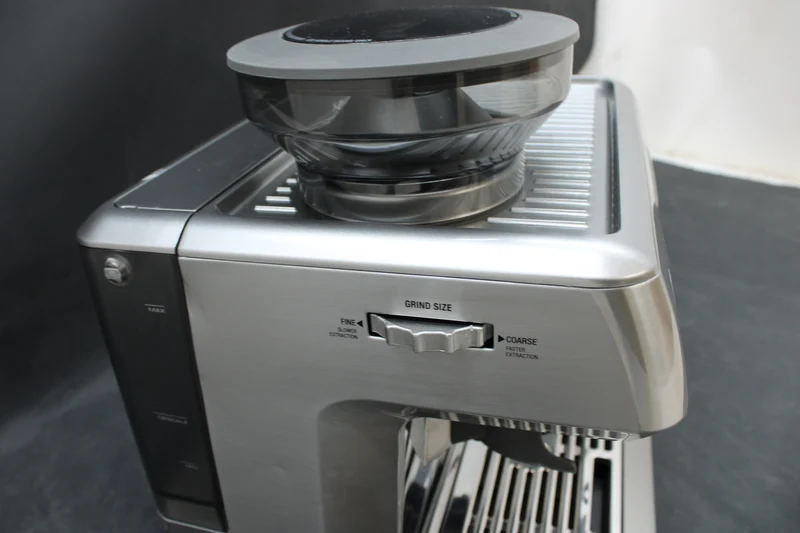 B-Ware Sage SES880BSS4EEU1 The Barista Touch Siebträgermaschine SIEHE TEXT/FOTO