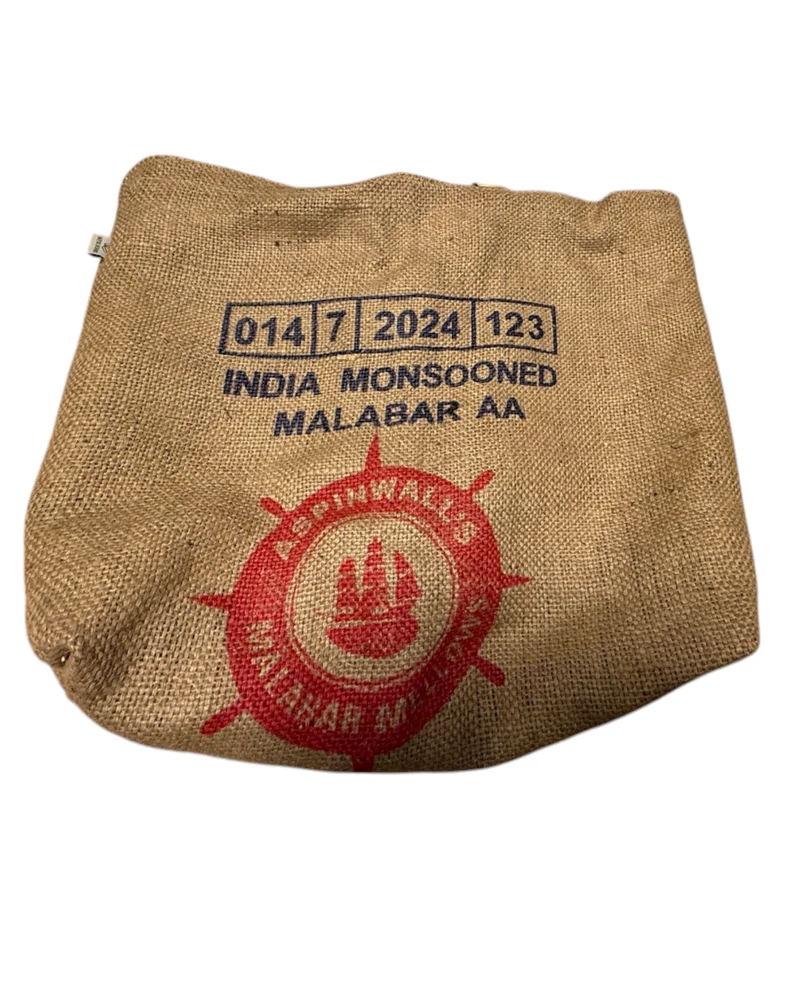Nachhaltige Einkaufstasche & Strandtasche – Stilvoll, vielseitig und aus originalen Kaffeesäcken gefertigt
