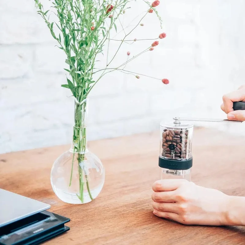 Hario Coffee Mill Smart G - Kaffeemühle Handmühle 24 Gramm