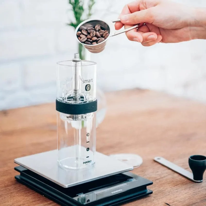 Hario Coffee Mill Smart G - Kaffeemühle Handmühle 24 Gramm