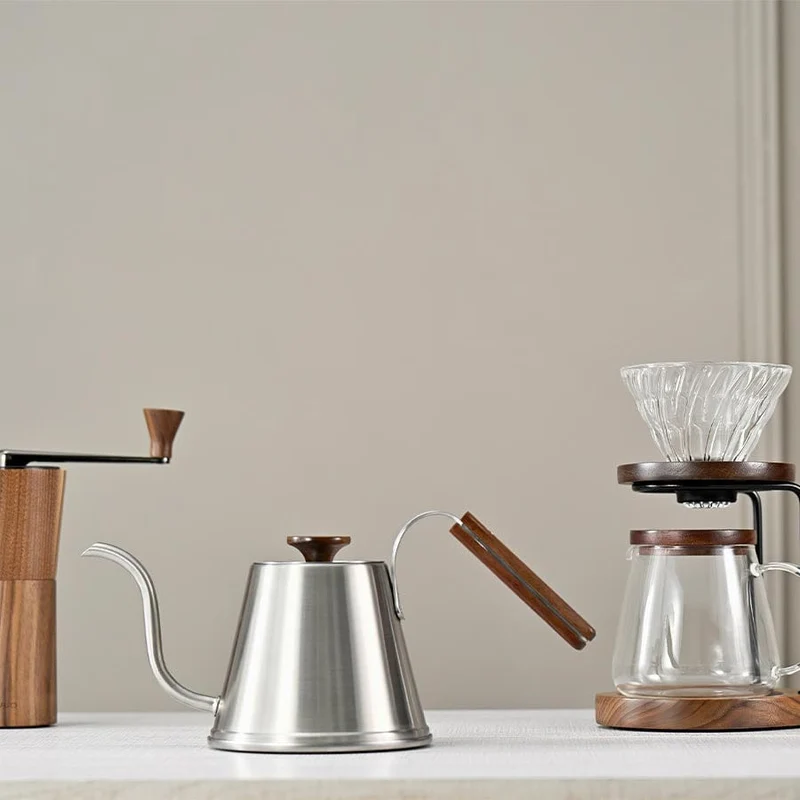 Hario V60 Drip Kettle Walnut - Nussbaum