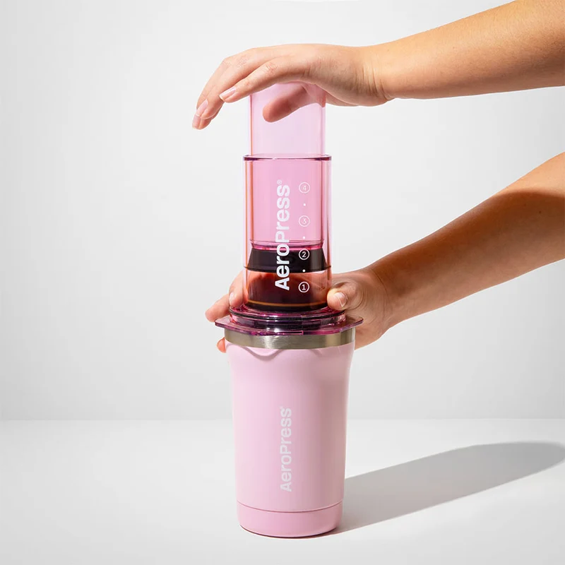 AeroPress Coffee Maker Go – Kompakte Kaffeepresse für perfekten Genuss unterwegs inklusive 100 Filter