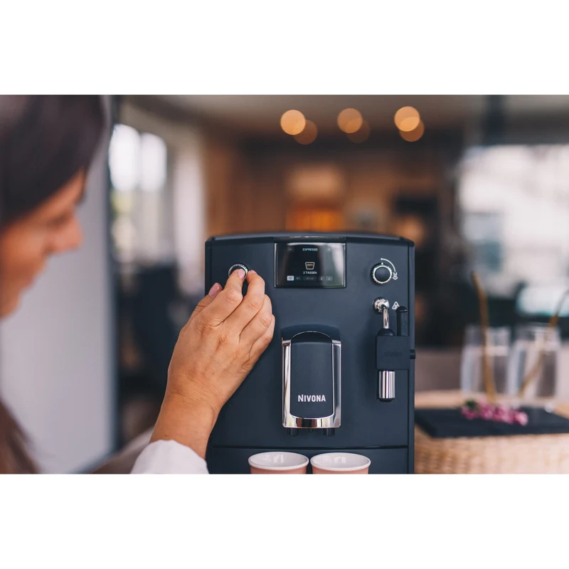 Nivona NICR 5'50 Mattschwarz – Chrom – Kaffeevollautomat