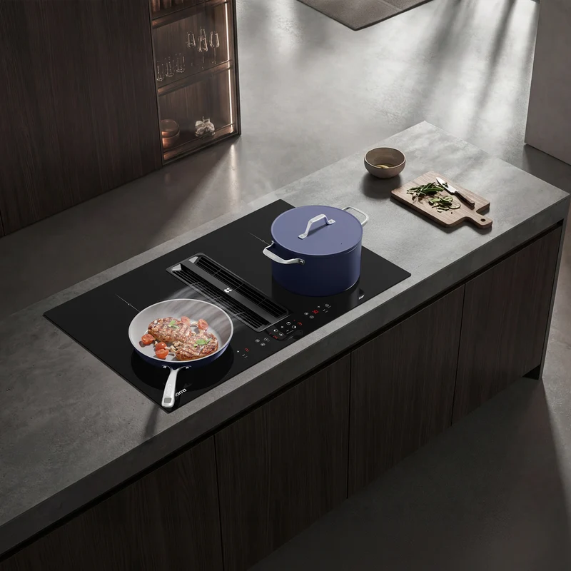 Ciarra ONE Induktions-Abzugskochfeld Ultra 830 mm mit integriertem Plasma⁺-System und Boost und Flexzone CBBEH834BBF-OW