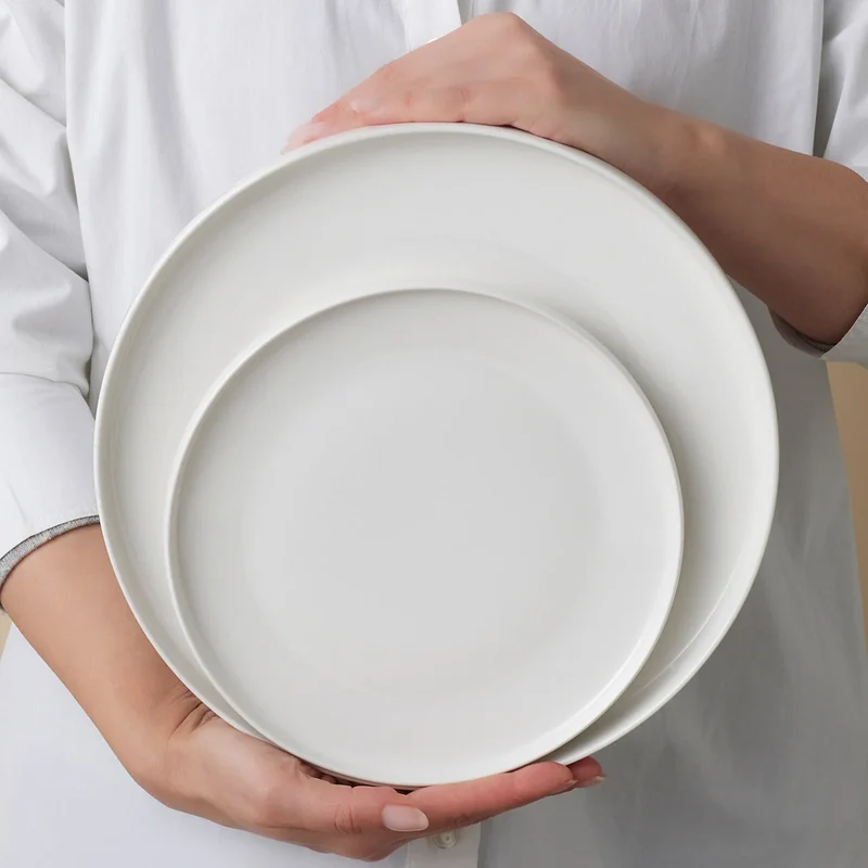Karaca Stream Bone China Saturn 4 Kişilik 12 Parça Yemek Takımı, Beyaz
