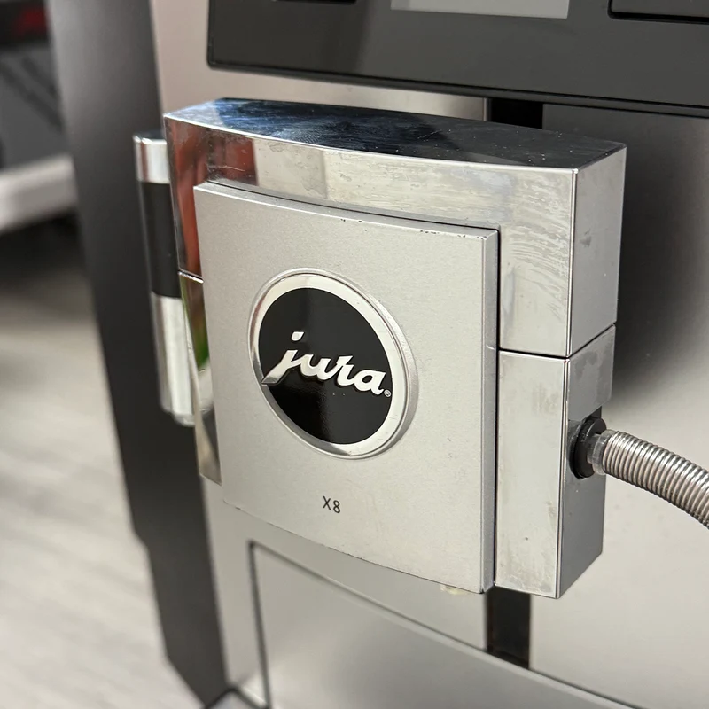 Refurbished Jura X8 Professional Coffee Machine & Cool Control Milk Cooler Bundle