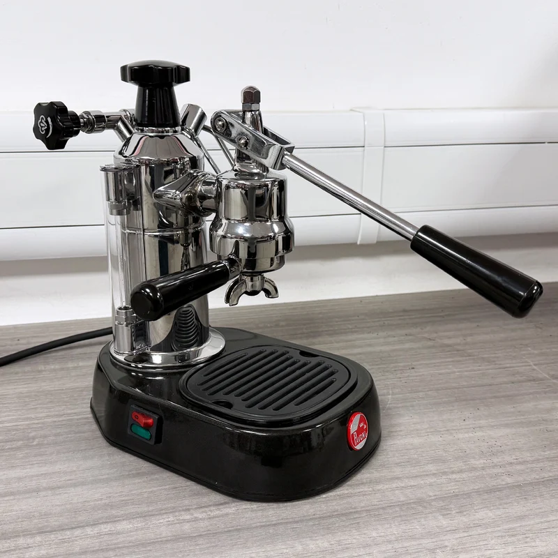 REFURBISHED La Pavoni Europiccola (black base black handles) 220v - LPLENQ01UK