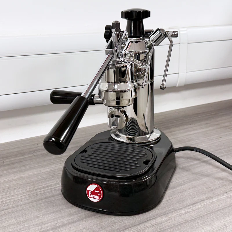 REFURBISHED La Pavoni Europiccola (black base black handles) 220v - LPLENQ01UK