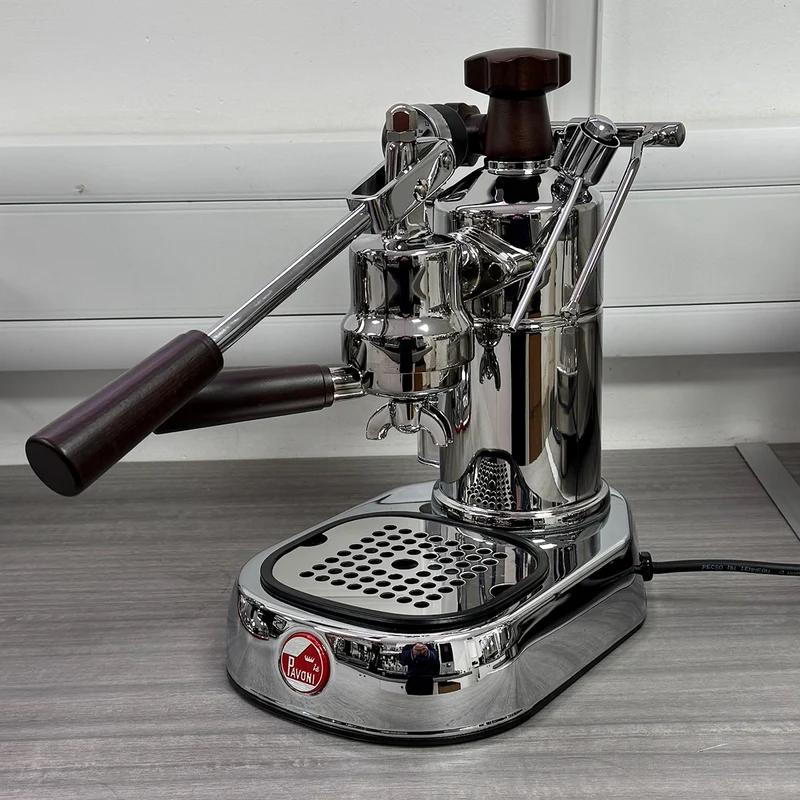 SHOWROOM MODEL La Pavoni Lever Professional (Chrome base wood handles) 240v - LPLPLH01UK