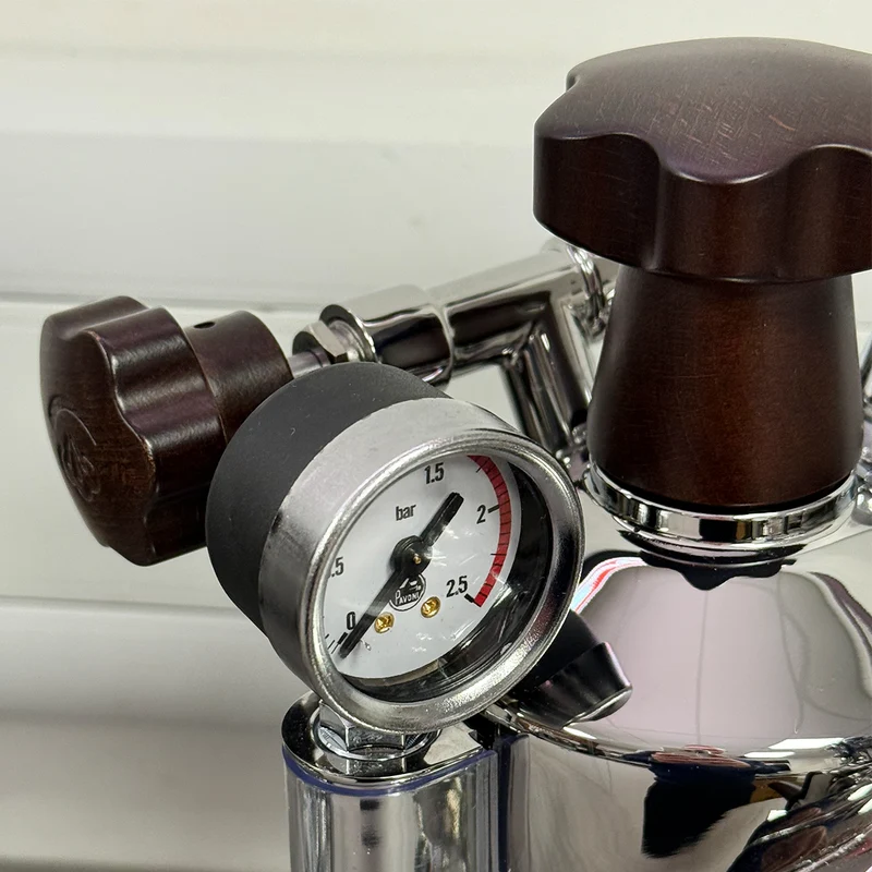 SHOWROOM MODEL La Pavoni Lever Professional (Chrome base wood handles) 240v - LPLPLH01UK