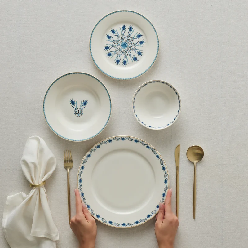 Karaca Forever Bone China İznik 6 Kişilik 24 Parça Yemek Takımı, Renkli