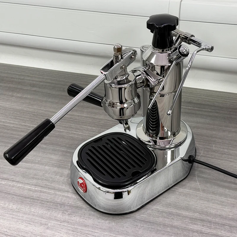 SHOWROOM MODEL La Pavoni Europiccola (Chrome Base black handles) 220v - LPLELQ01UK