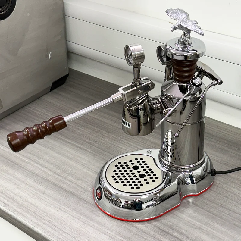 EX DEMO La Pavoni Lever Esperto Abile (Chrome) 240v - LPLESA01UK