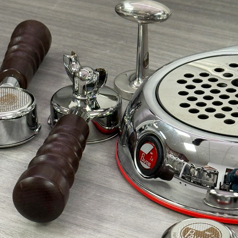EX DEMO La Pavoni Lever Esperto Abile (Chrome) 240v - LPLESA01UK