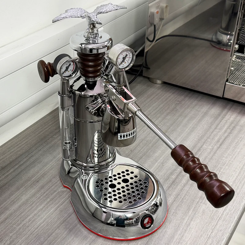 EX DEMO La Pavoni Lever Esperto Abile (Chrome) 240v - LPLESA01UK