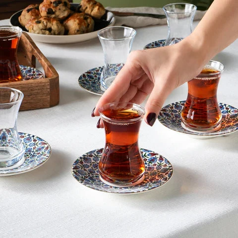 Karaca Emirgan 6 Kişilik 12 Parça Bone China Çay Takımı, 130 ml, Çok Renkli