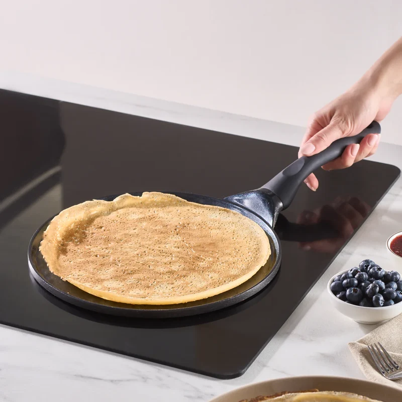 Karaca Fluffy Antiaanbak Crêpe- & Pannenkoekenpan met Keramische Coating, 26 cm, Siyah