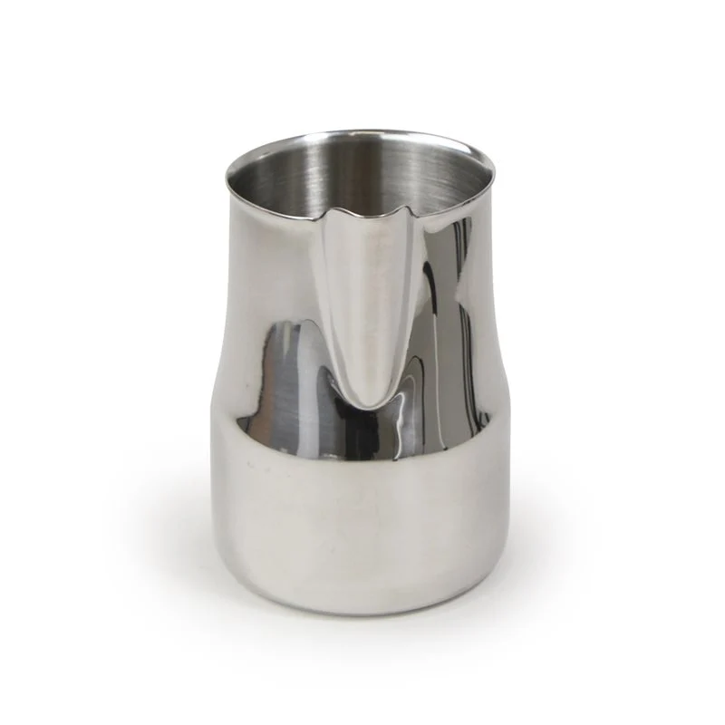 Deluxe Milk Frothing Jug With Spout 0.75 Ltr