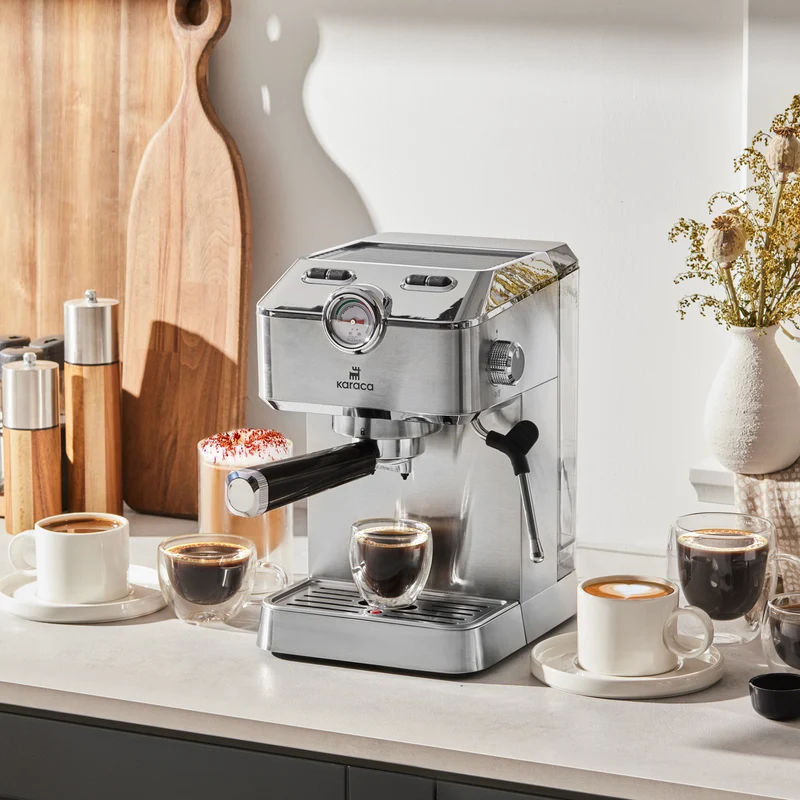 Karaca Coffee Art 1101 Milchaufschäumer, 20 Bar Druck, Espresso, Latte, Cappuccino, Americano Maschine 1,5L Inox