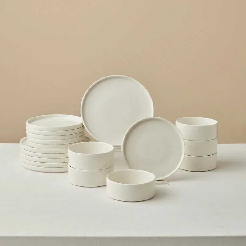 Karaca Salvare Diamond 18 parça Bone China yemek takımı