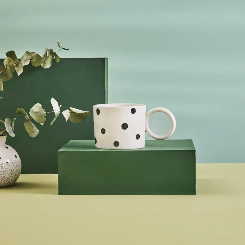 Karaca Erica Tasse mit Tupfen, 370 ml