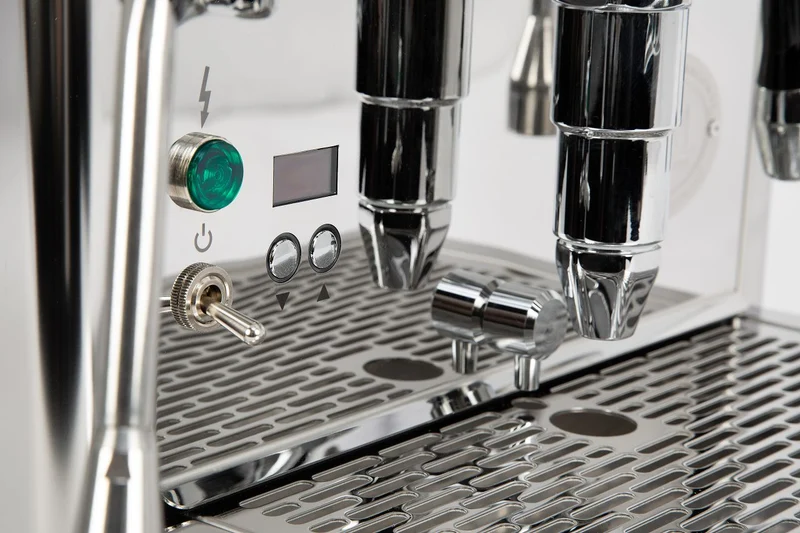 ECM Technika VI